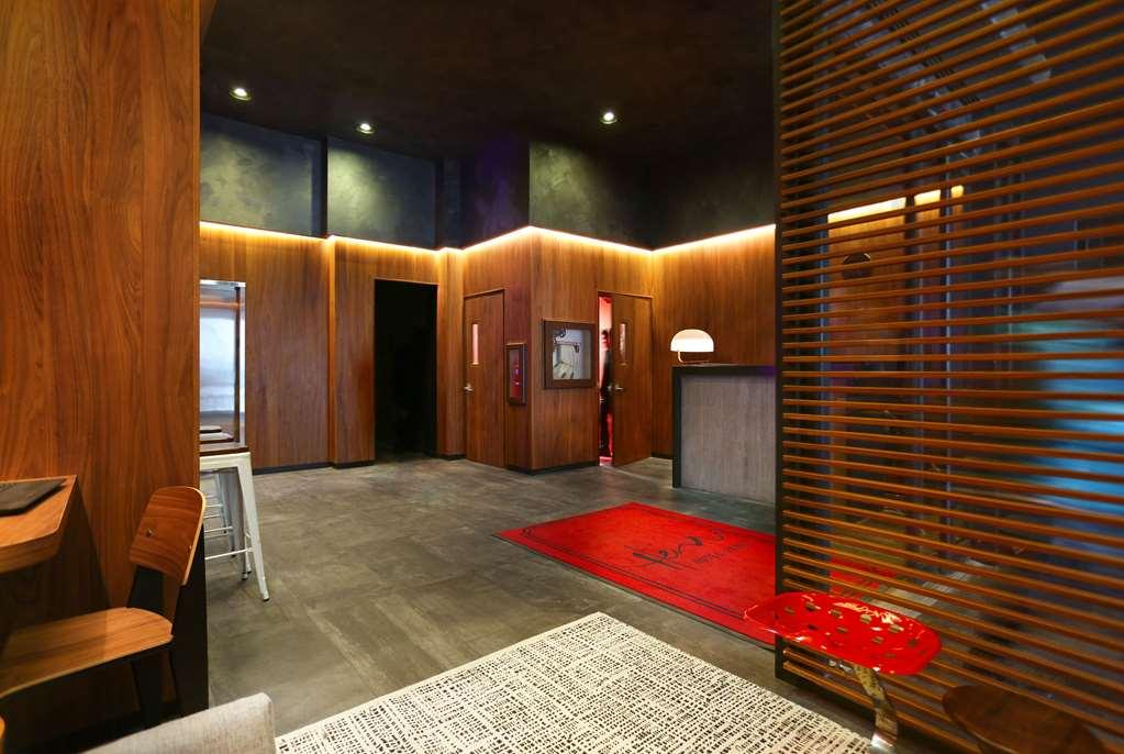 Hotel Henri New York Exterior photo
