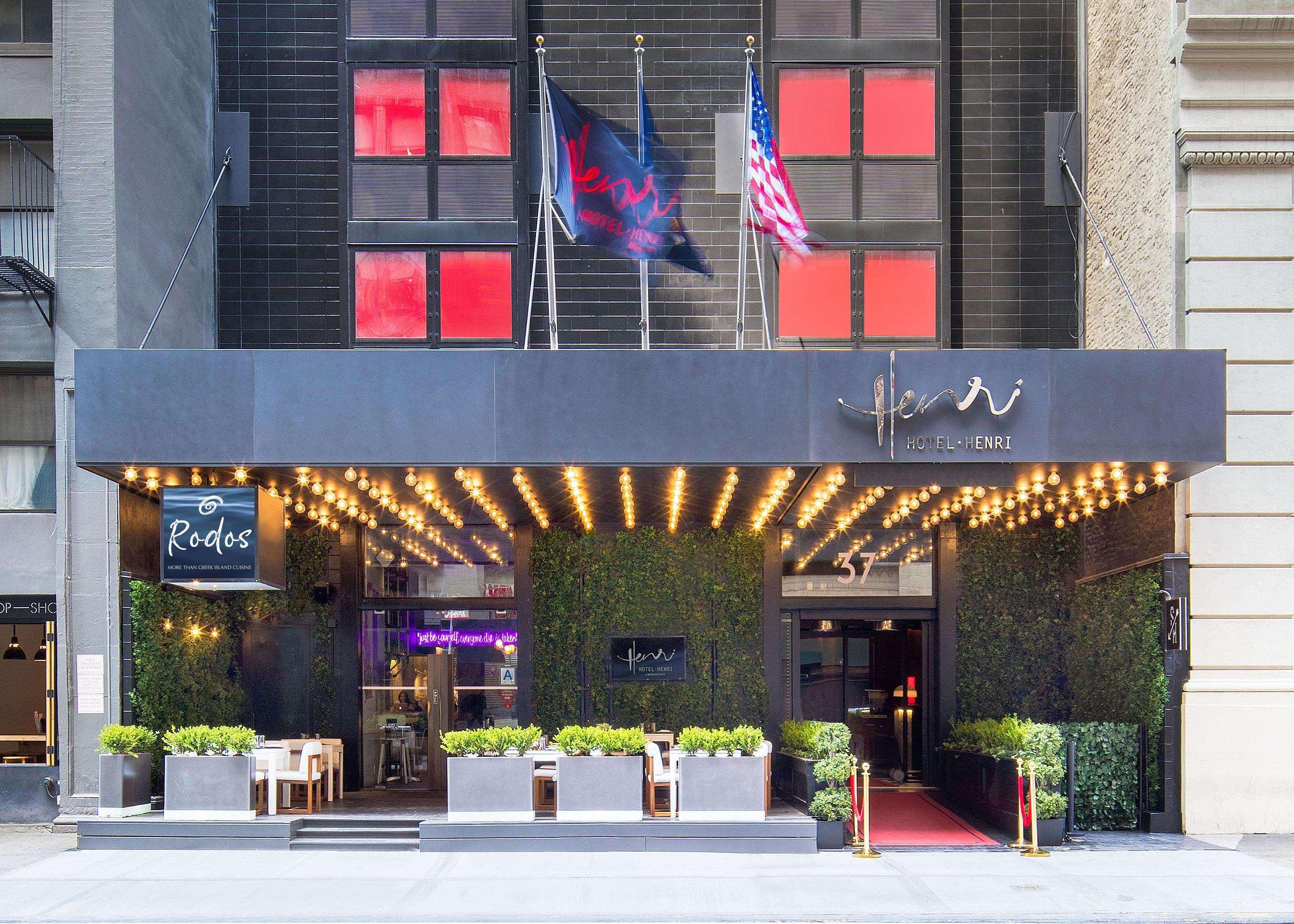 Hotel Henri New York Exterior photo