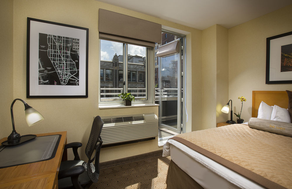 Hotel Henri New York Exterior photo