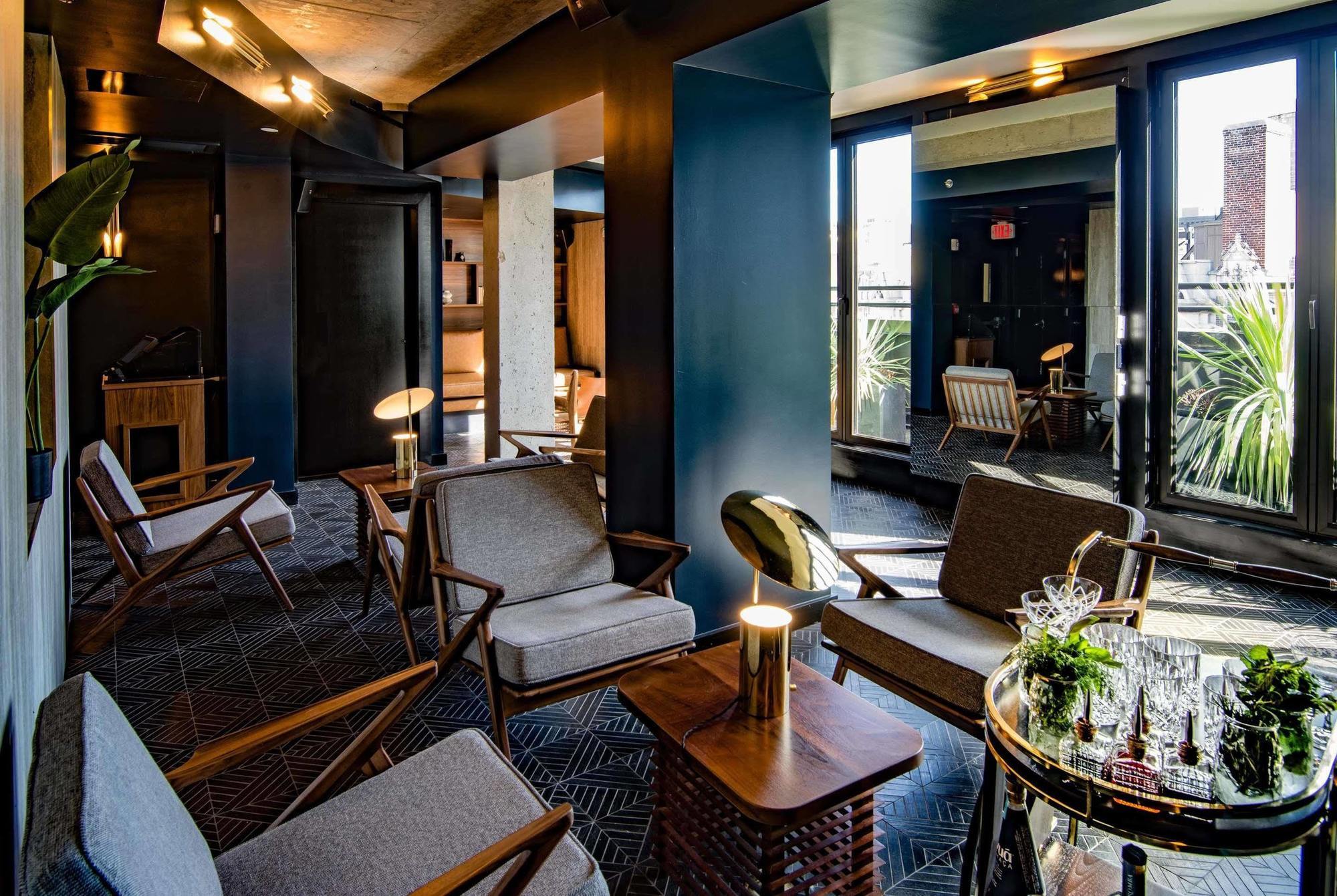 Hotel Henri New York Exterior photo